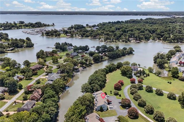 1844 Dockside Dr #14E, Gloucester, VA 23072