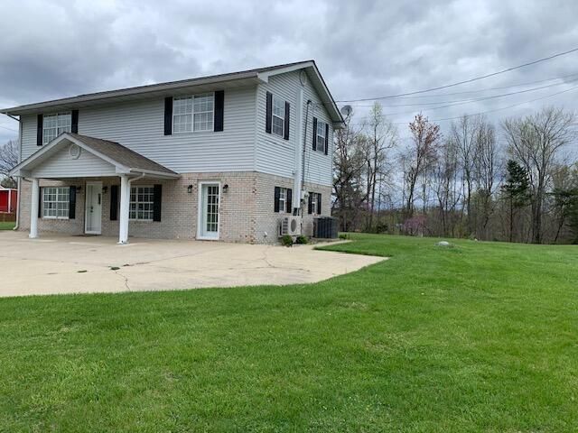 220 Lick Creek Rd, Whitley City, KY 42653