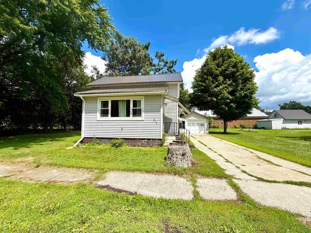 311 Hansen Ave, Palmer, IA 50571