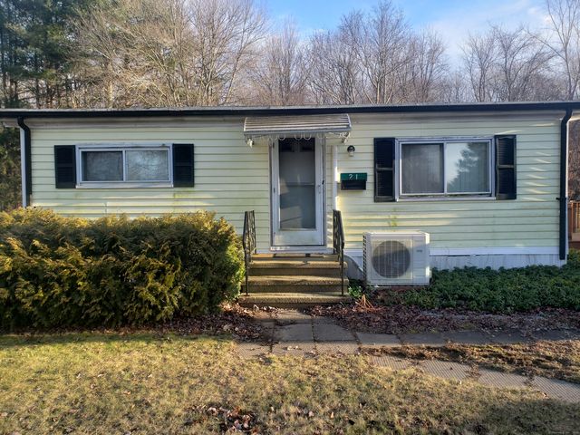 21 Robin Rd, Colchester, CT 06415