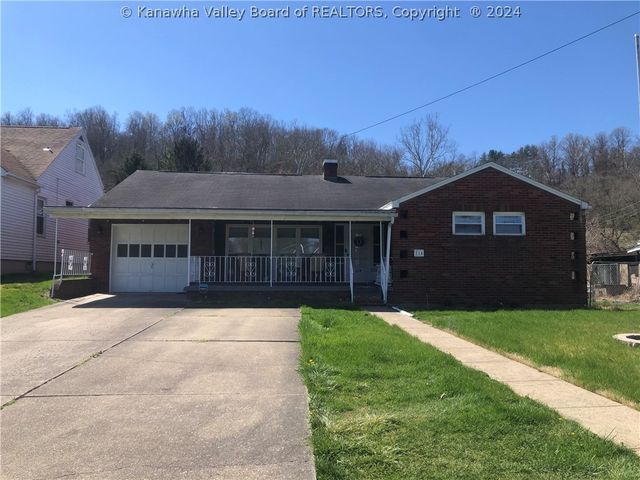 214 5th St, New Haven, WV 25265