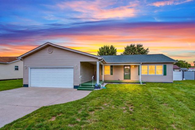 216 Westwood Dr, Circleville, OH 43113
