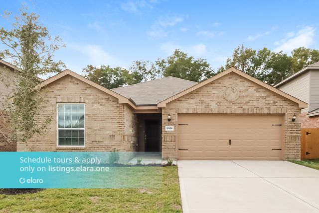 10414 Sweetwater Creek Dr, Cleveland, TX 77328