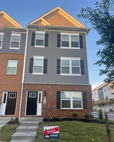 8710 Cherrybark Rd, Clinton, MD 20735