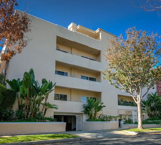 255 S  Reeves Dr #305, Beverly Hills, CA 90212