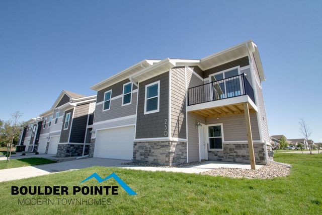 260 SE Waco Pl, Waukee, IA 50263