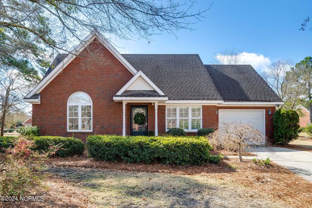 185 Candlewick Court, Wallace, NC 28466