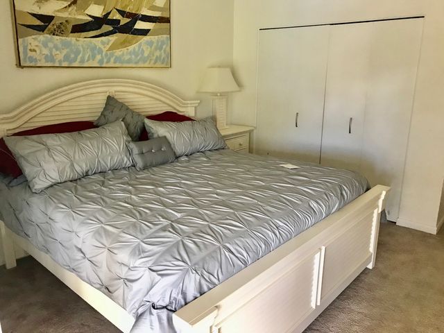 1529 Pelican Point Dr #HA-206, Sarasota, FL 34231