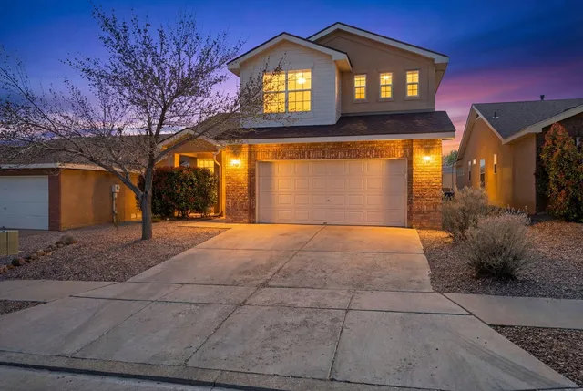 7416 Vancouver Ave NW, Albuquerque, NM 87114