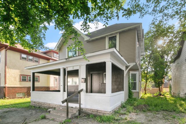 2640 Dupont Ave N, Minneapolis, MN 55411