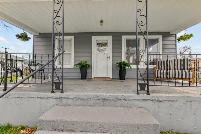 305 Garden St, North Judson, IN 46366