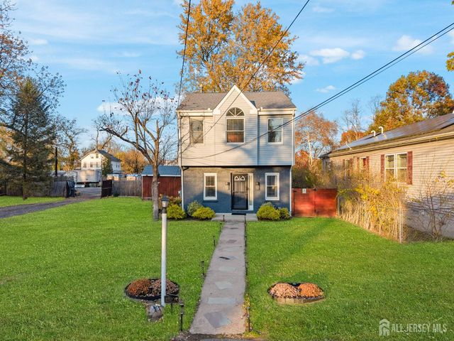 436 Hunt Ave, Hamilton, NJ 08610
