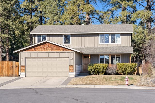 3098 Kelly Hill Ct, Bend, OR 97703