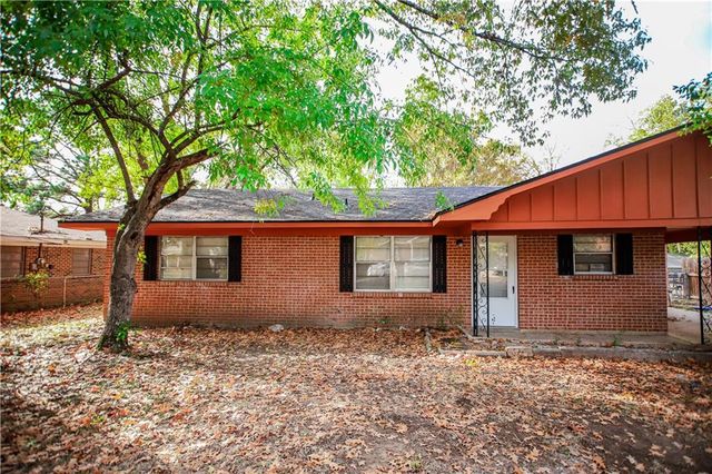 1308 Roy Dr, Natchitoches, LA 71457