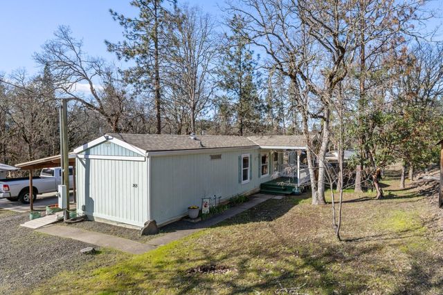 365 Old Ferry Rd, Shady Cove, OR 97539