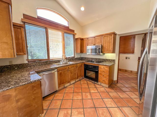 18778 Little Tujunga Rd, Canyon Country, CA 91387
