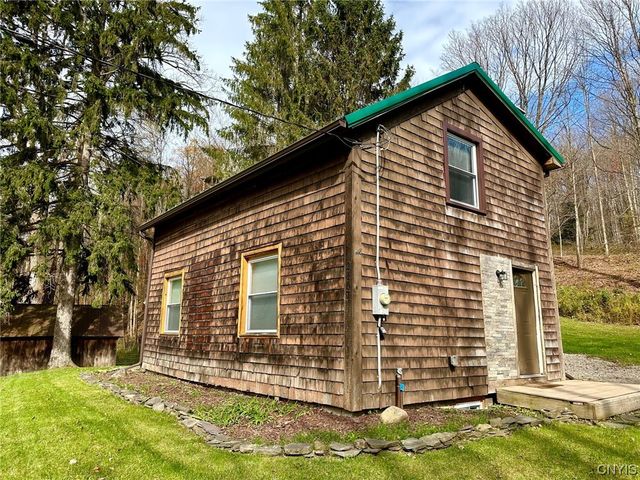 2107 State Route 392, Cortland, NY 13045