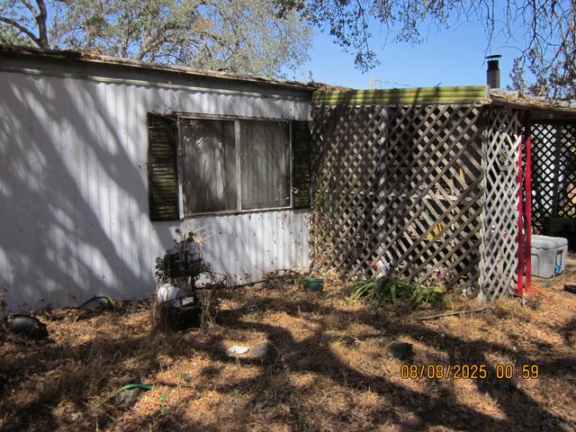37033 Mistletoe Road, Squaw Valley, CA 93675