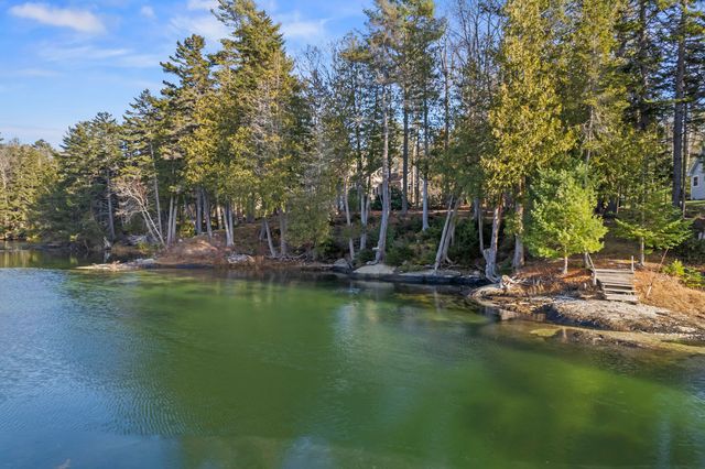 15 North Point Lane, Harpswell, ME 04079