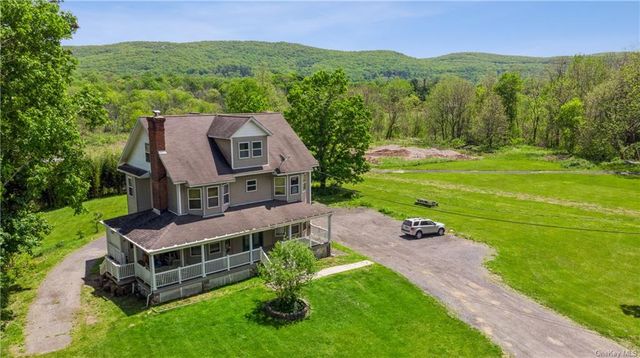 348 Route 32, Central Valley, NY 10917