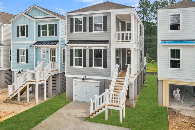 7319 Longtown Dr, Hanahan, SC 29410