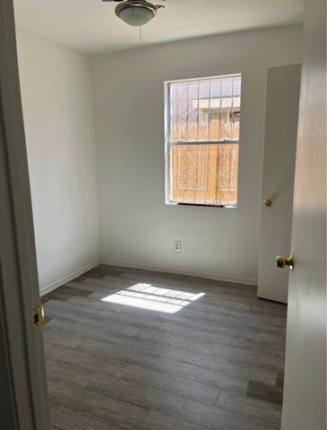 1218 Johnson Dr, Laredo, TX 78046