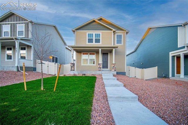 5197 Roundhouse Dr, Colorado Springs, CO 80925