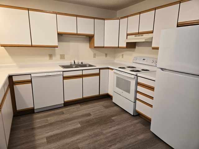 701 Horicon St #1, Horicon, WI 53032