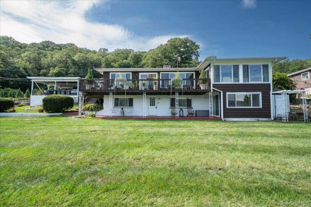 14 Hemlock Hl, Greenwood Lake, NY 10925
