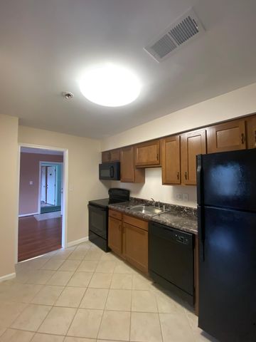 1413 Townley Dr #301, Lexington, KY 40511