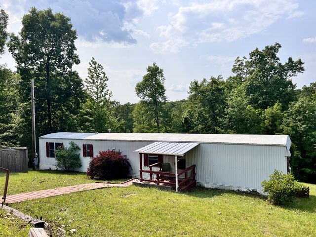 786 Brownfield Rd   #2/3, Dover, TN 37058