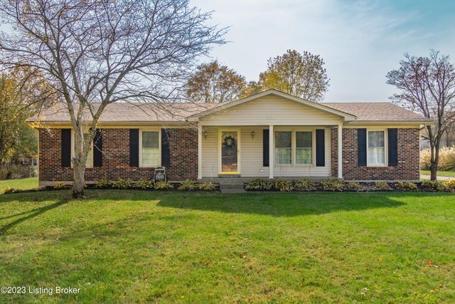 8502 Brookside Dr E, Pewee Valley, KY 40056