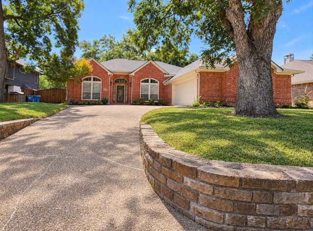 4213 Pecan Grove Ln, Rowlett, TX 75088