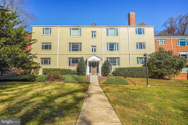 10413 Montrose Ave  #101, Bethesda, MD 20814