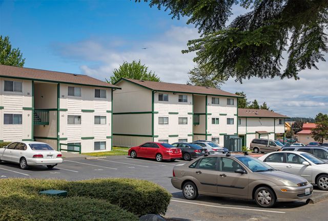 2422 70th Ave W #106, Tacoma, WA 98466