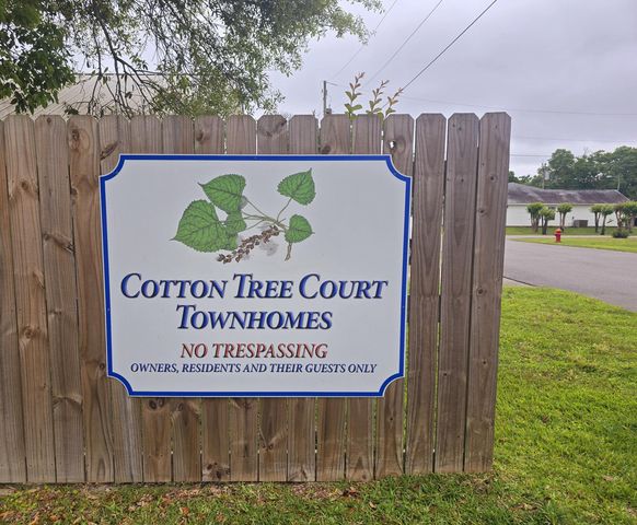 1823 Cotton Tree Ct, Fort Walton Beach, FL 32547