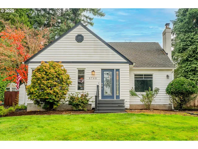 3760 SW 96th Ave, Portland, OR 97225