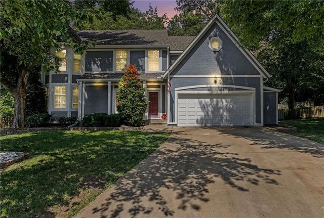 5304 Mullen St, Shawnee, KS 66216