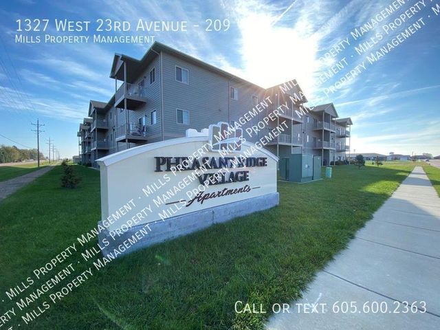 1327 W  23rd Ave  #209, Mitchell, SD 57301