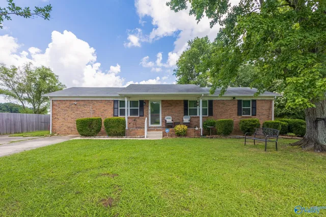 17309 Ferry Rd, Athens, AL 35611