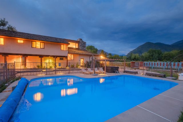 543 State Rd   #150, Arroyo Seco, NM 87514