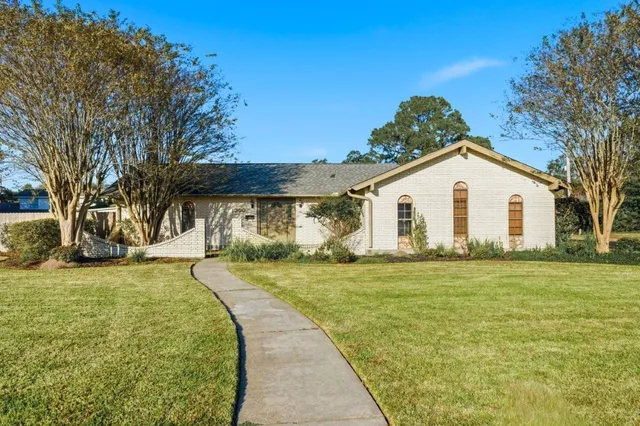 1300 Westmoreland St, Lake Charles, LA 70605