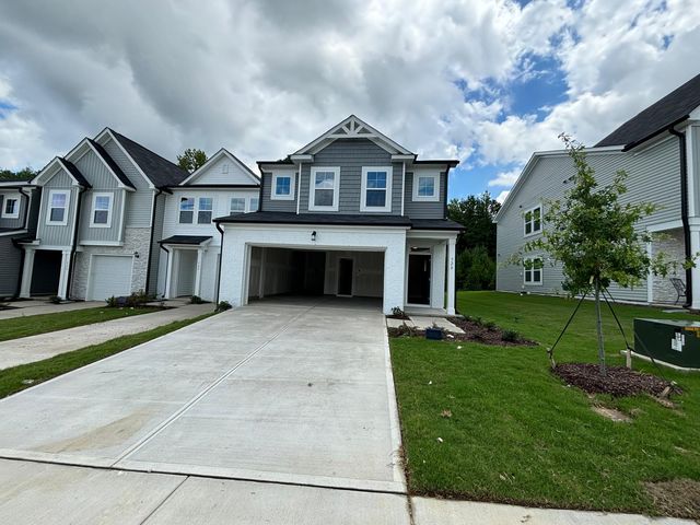 520 Barrington Row Ave, Zebulon, NC 27597