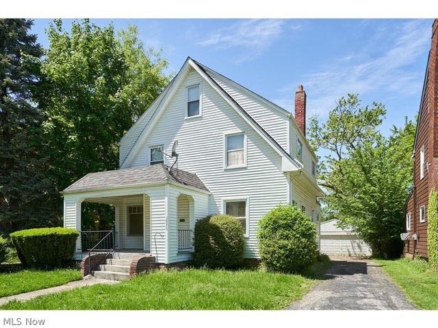 3975 Delmore Rd, Cleveland Heights, OH 44121