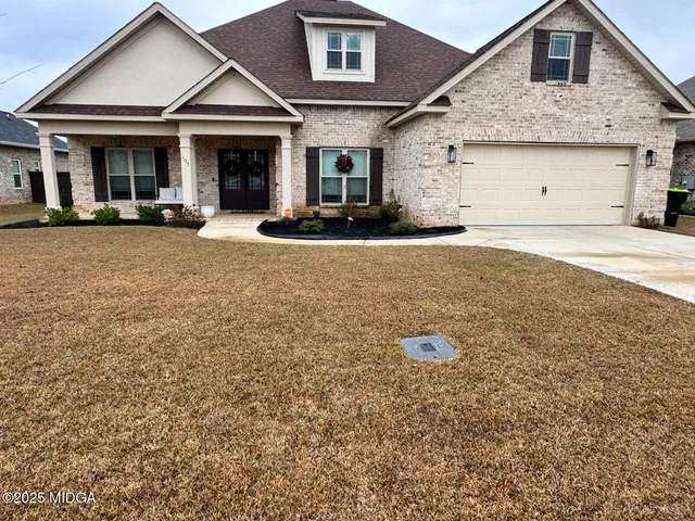 105 Woodwinds Ct, Kathleen, GA 31047