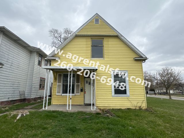 2337 Smith St, Fort Wayne, IN 46803