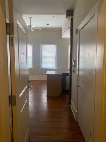 113 W  Adams St #303, Jacksonville, FL 32202