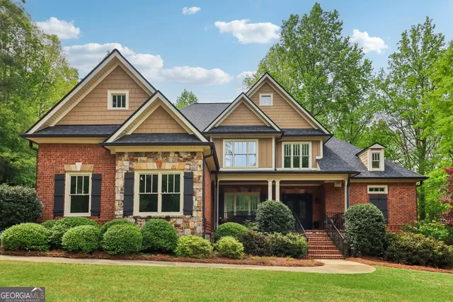 42 Clover Leaf Ct, Newnan, GA 30265