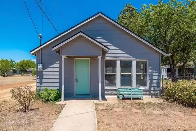 1126 N  11th St, Abilene, TX 79601