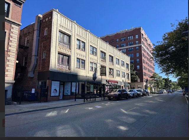 4181 N  Clarendon Ave #18, Chicago, IL 60613